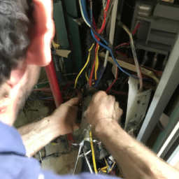 Installation de câblage électrique pour réseau informatique Saint-Paul-les-Dax